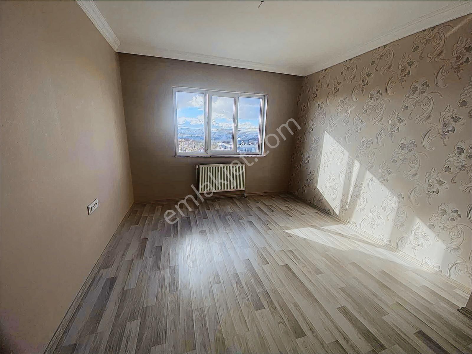 Batıkent Çakırlarda Sitede Çift Girişli Teraslı 8+2 Dubleks - Görsel 30