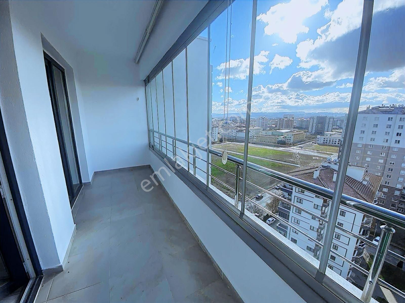 Batıkent Çakırlarda Sitede Çift Girişli Teraslı 8+2 Dubleks - Görsel 20