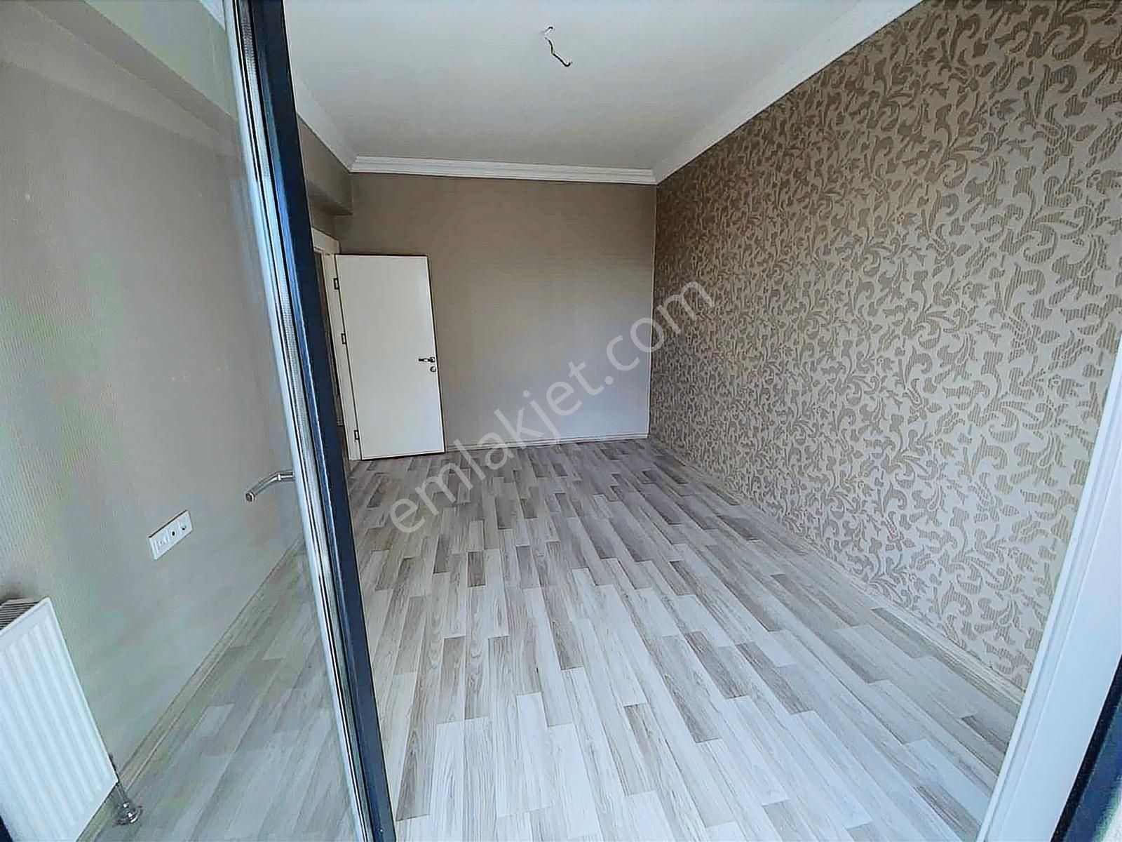 Batıkent Çakırlarda Sitede Çift Girişli Teraslı 8+2 Dubleks - Görsel 21