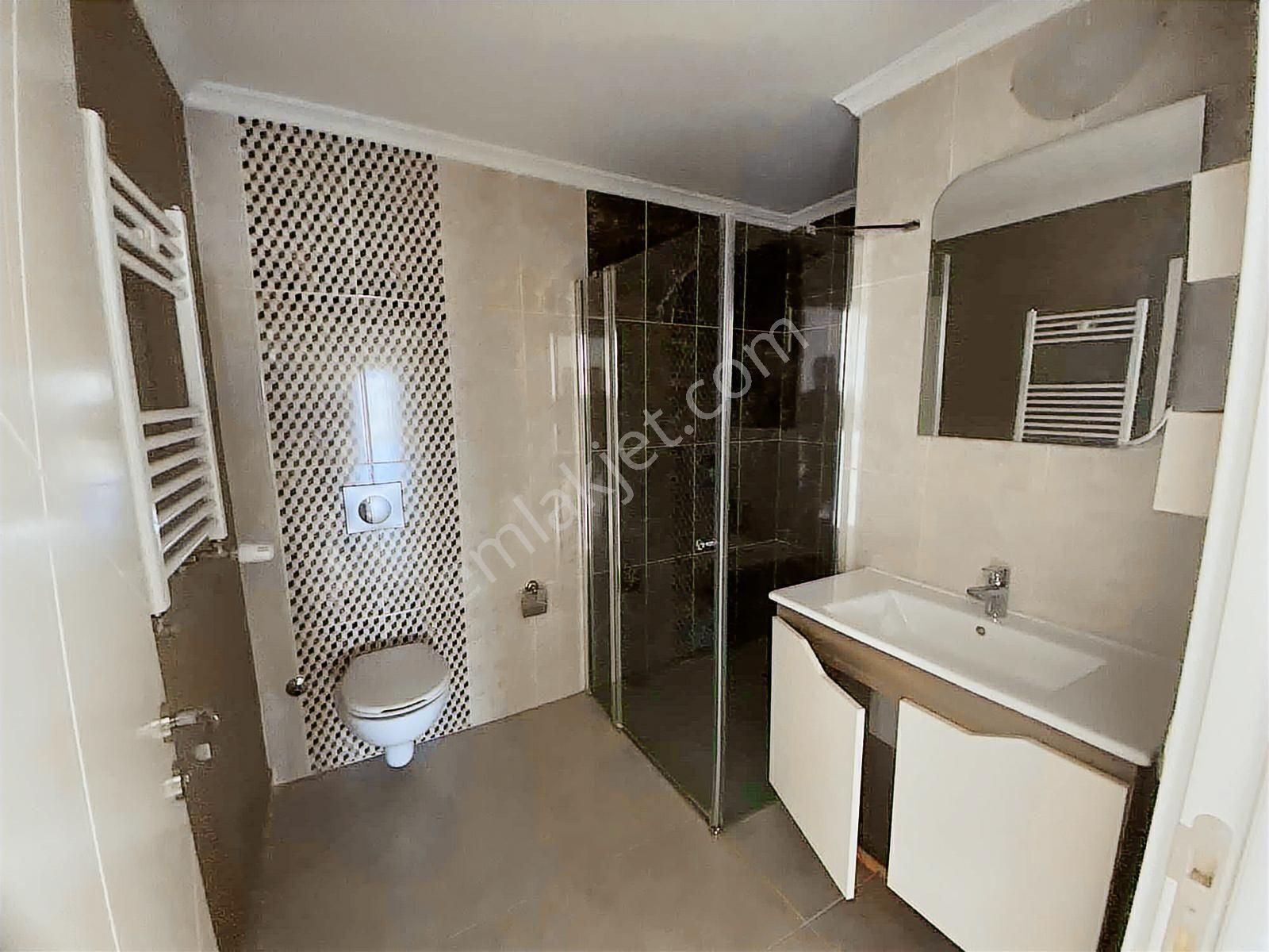 Batıkent Çakırlarda Sitede Çift Girişli Teraslı 8+2 Dubleks - Görsel 27