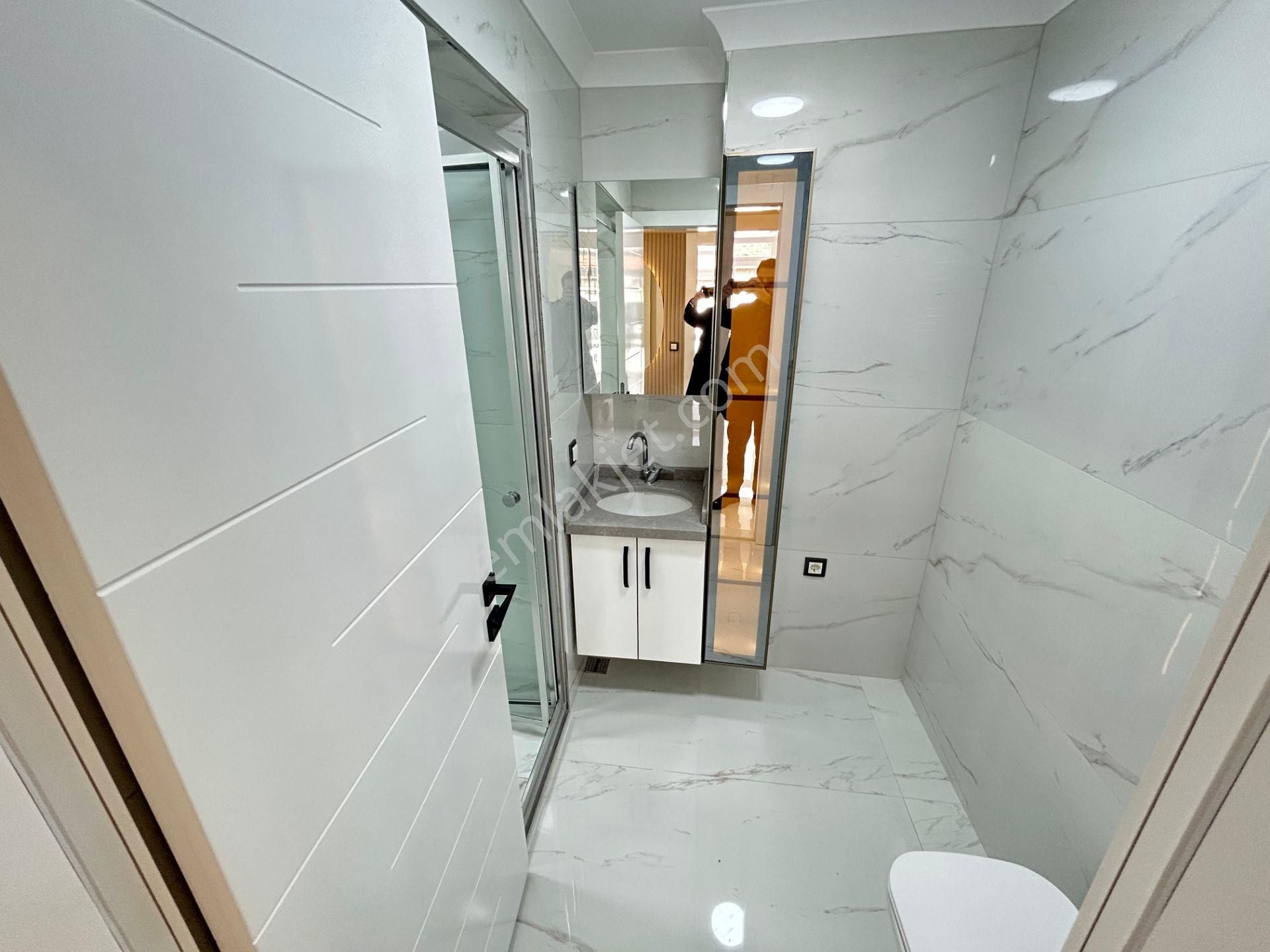 Taner'den Dikmen Name Sok'ta 3+1 Üst Kat Ön Cephe Lüks Yapılı - Görsel 6