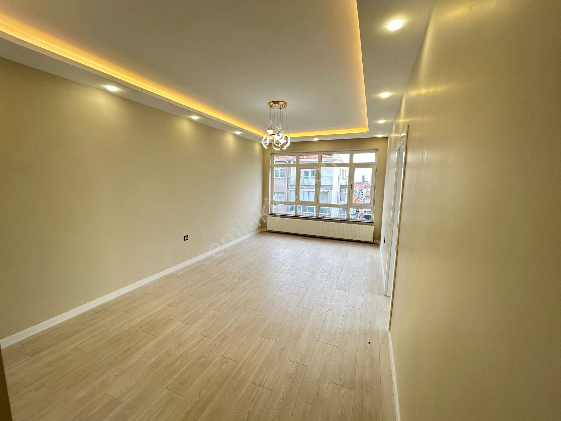 Taner'den Dikmen Name Sok'ta 3+1 Üst Kat Ön Cephe Lüks Yapılı - Görsel 17