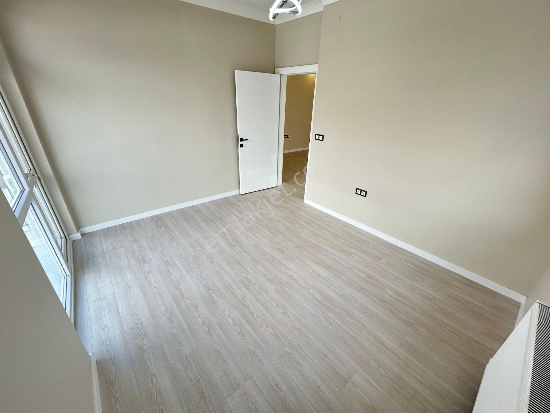 Taner'den Dikmen Name Sok'ta 3+1 Üst Kat Ön Cephe Lüks Yapılı - Görsel 35