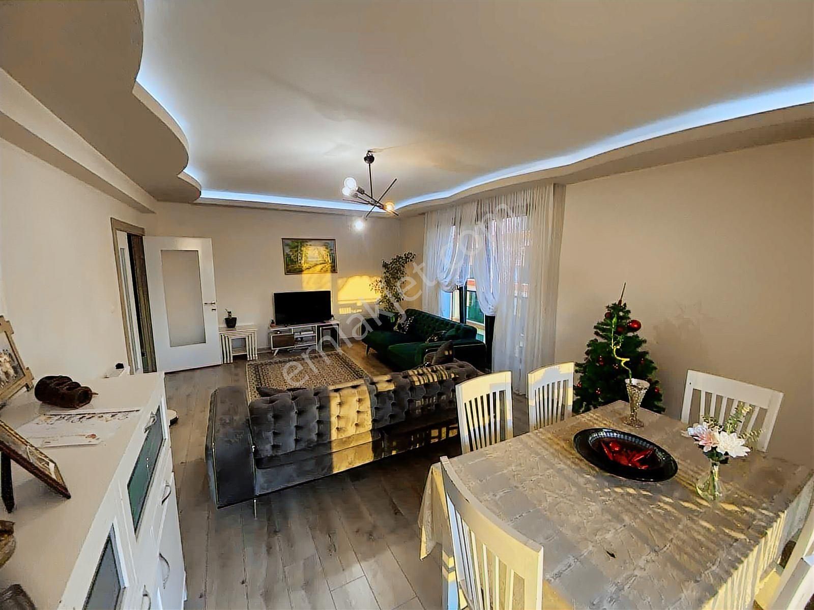 Batıkent 7/24 Güvenlik Yüzme Havuzu Lüks Sitede 4+1 Satılık - Görsel 24