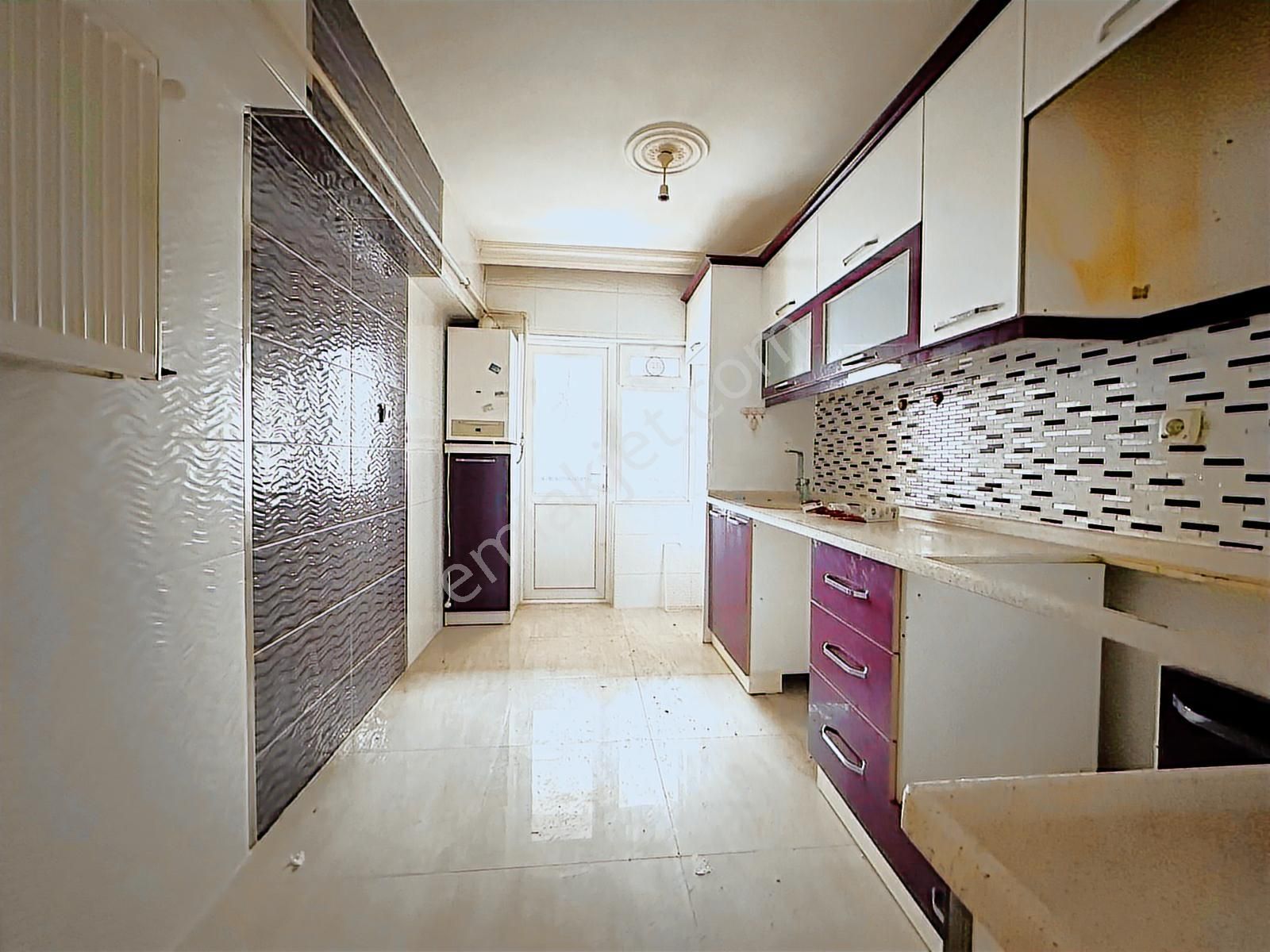 İmir Emlak'tan 3+1 Merkezi Konumda Yüksek Giriş Daire - Görsel 2