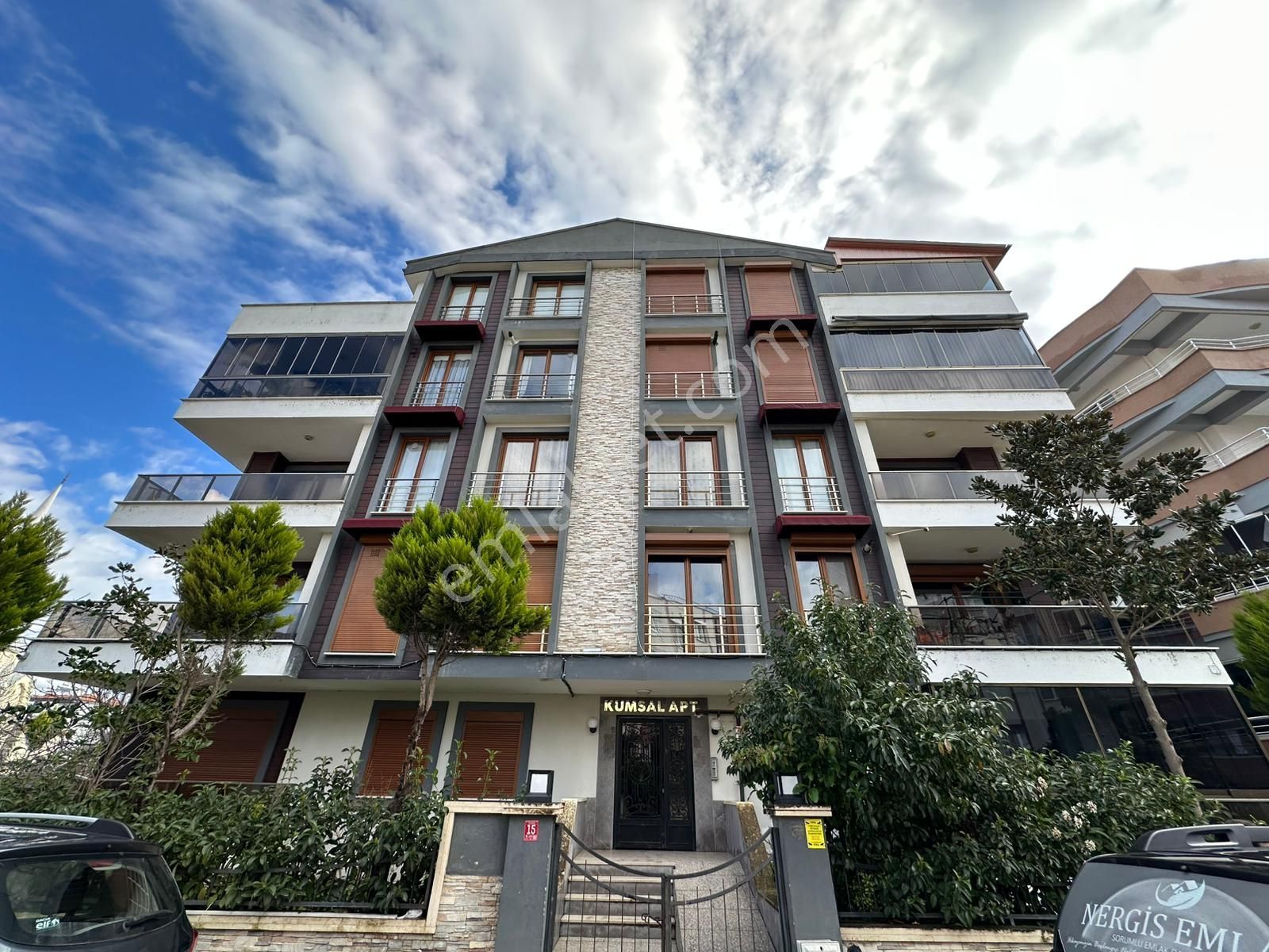 Dora Dan Altınkum Pazar Sokağında Ön Cephe 2+1 Daire - Görsel 25