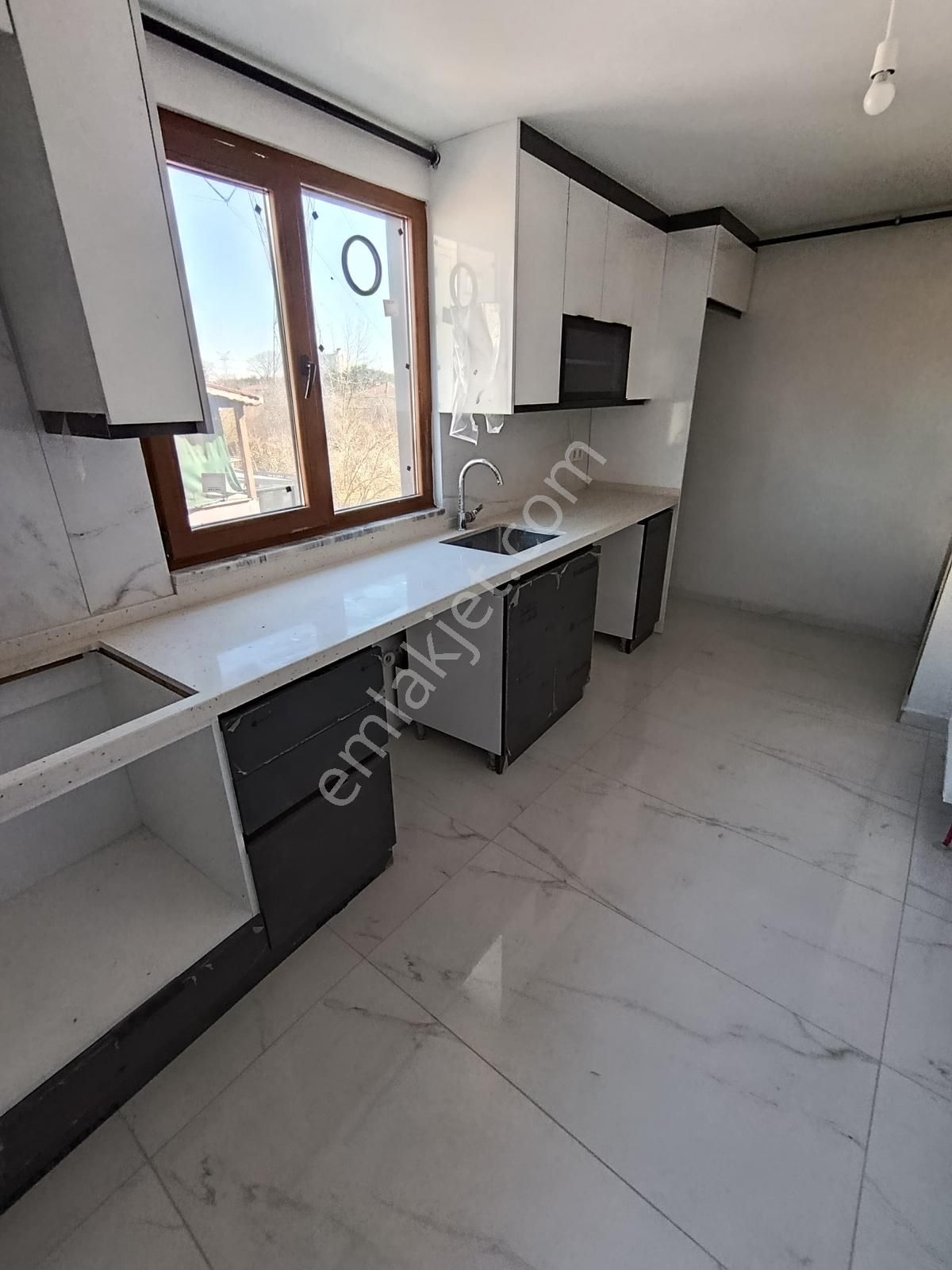 Atabey'den 3+1 134 M2 Ara Kat Çekmeköy Çatalmeşe Mah. - Görsel 4