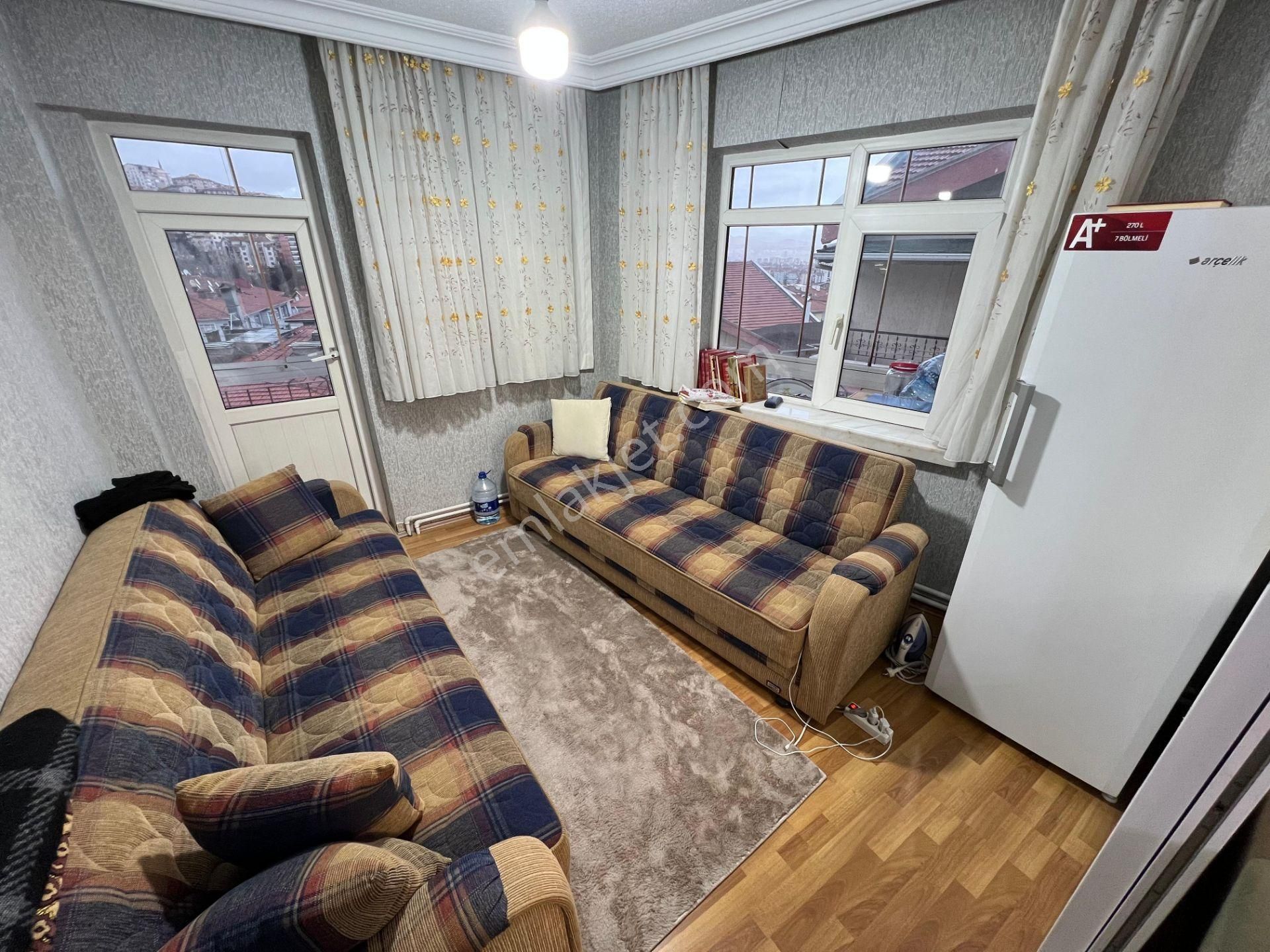 Relax'tan Ayvalı Merkez De Full Yapılı 2.katta Masrafsız 3+1 - Görsel 4