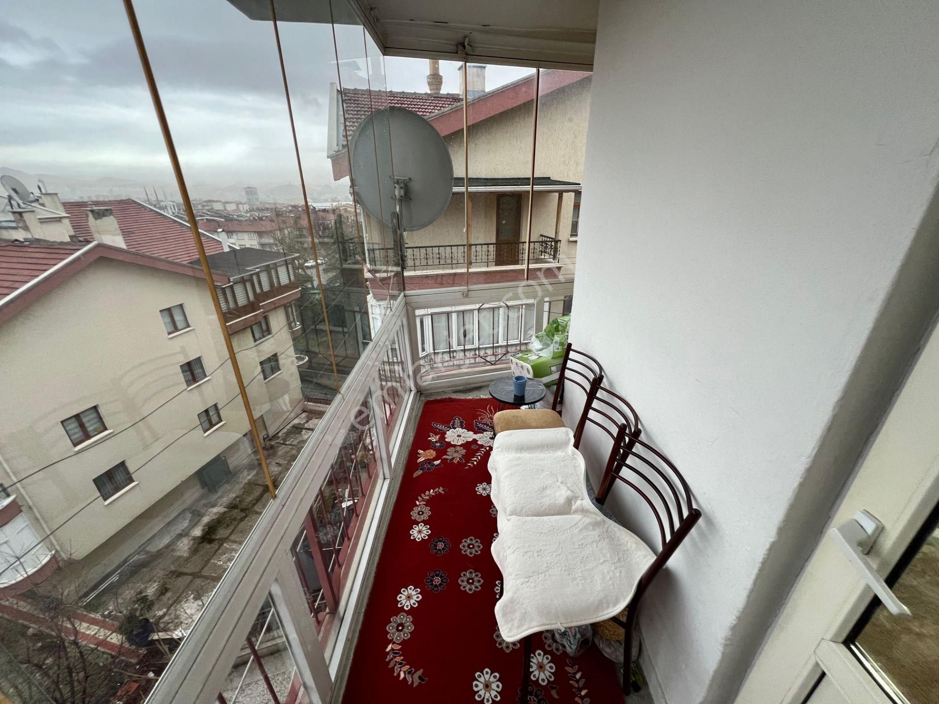 Relax'tan Ayvalı Merkez De Full Yapılı 2.katta Masrafsız 3+1 - Görsel 10