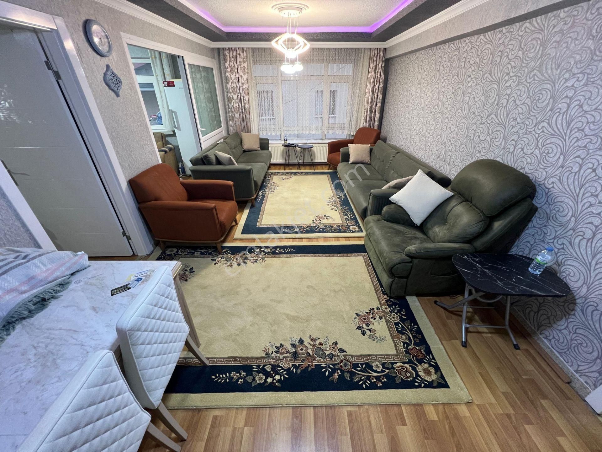 Relax'tan Ayvalı Merkez De Full Yapılı 2.katta Masrafsız 3+1