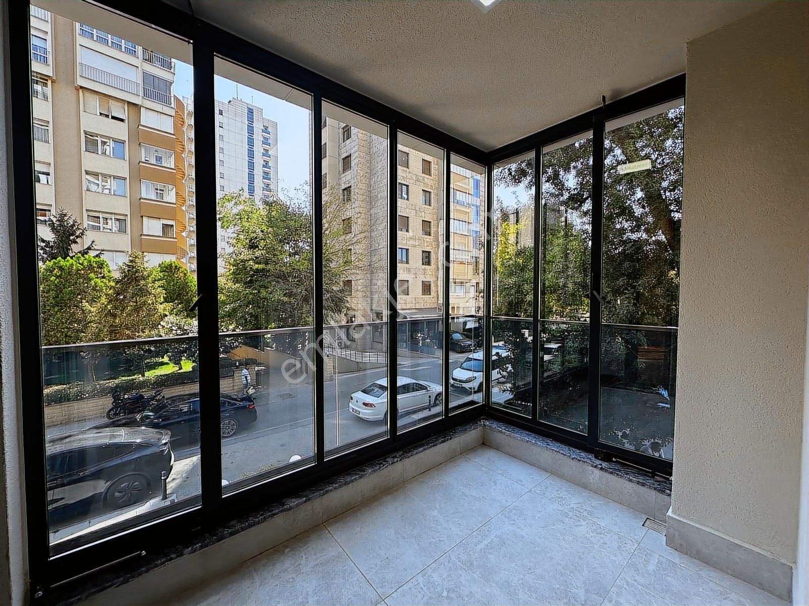 Poyraz'dan Caddebostan Sahilde Yeni Binada Balkonlu 4+1 Satılık - Görsel 8