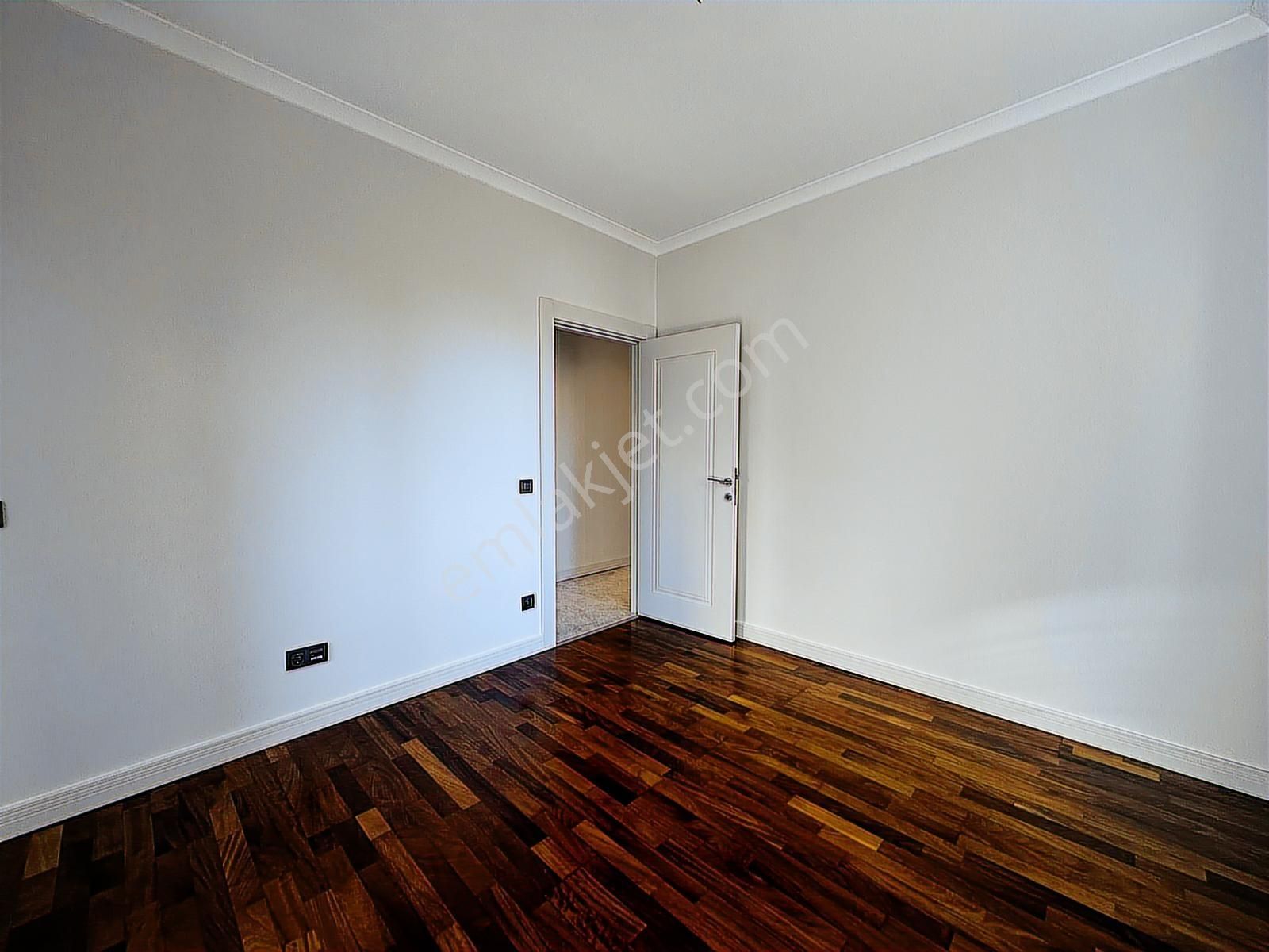 Poyraz'dan Caddebostan Sahilde Yeni Binada Balkonlu 4+1 Satılık - Görsel 35