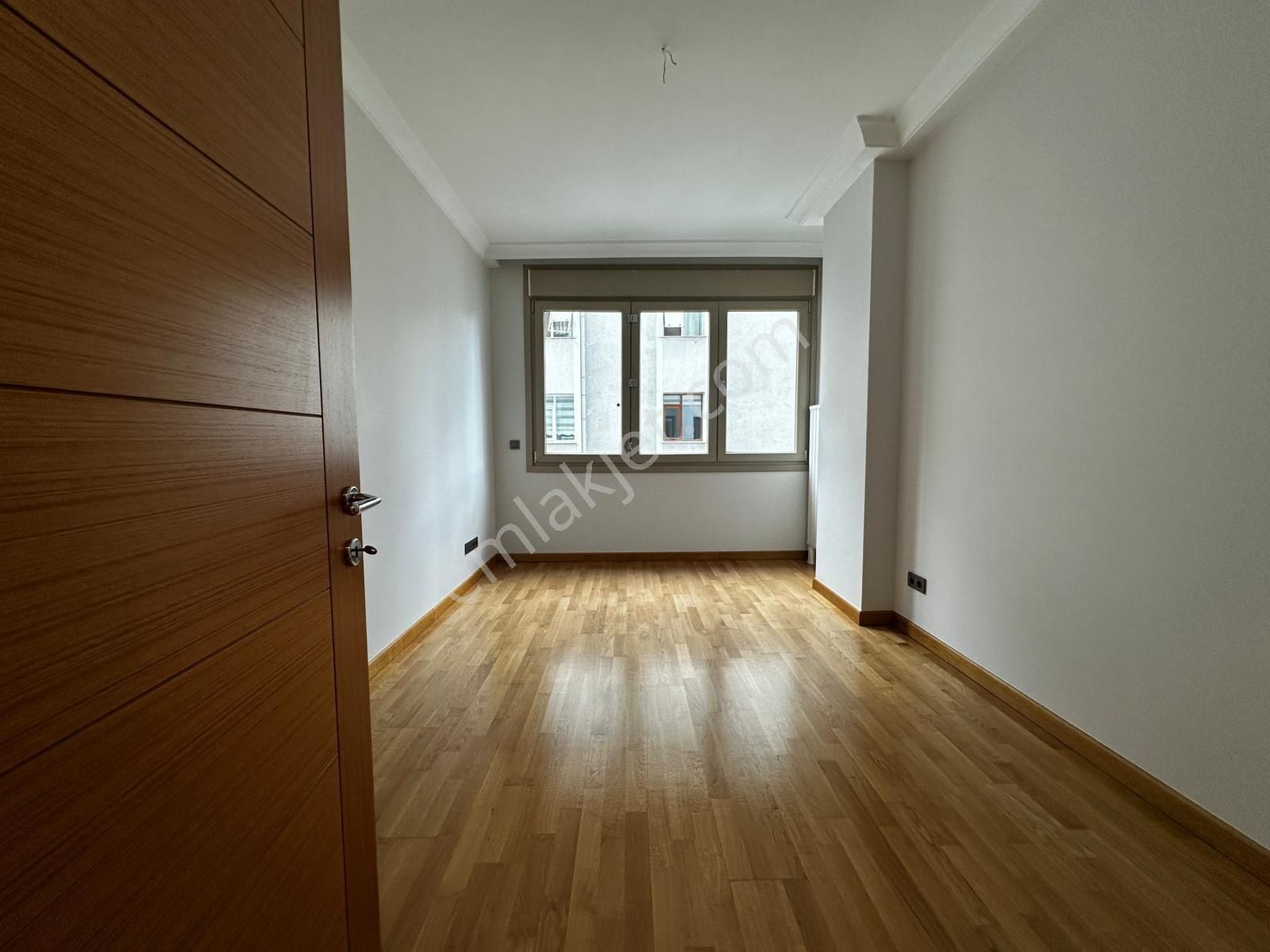 Poyraz'dan Suadiyede Bağdat Caddesine Yakın 100m2 Net 3+1 Satılk - Görsel 2