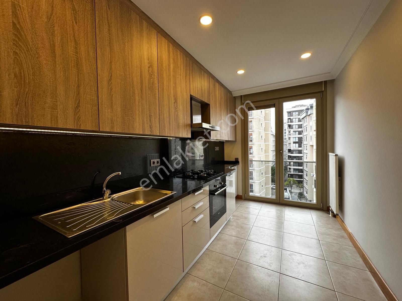 Poyraz'dan Suadiyede Bağdat Caddesine Yakın 100m2 Net 3+1 Satılk - Görsel 8