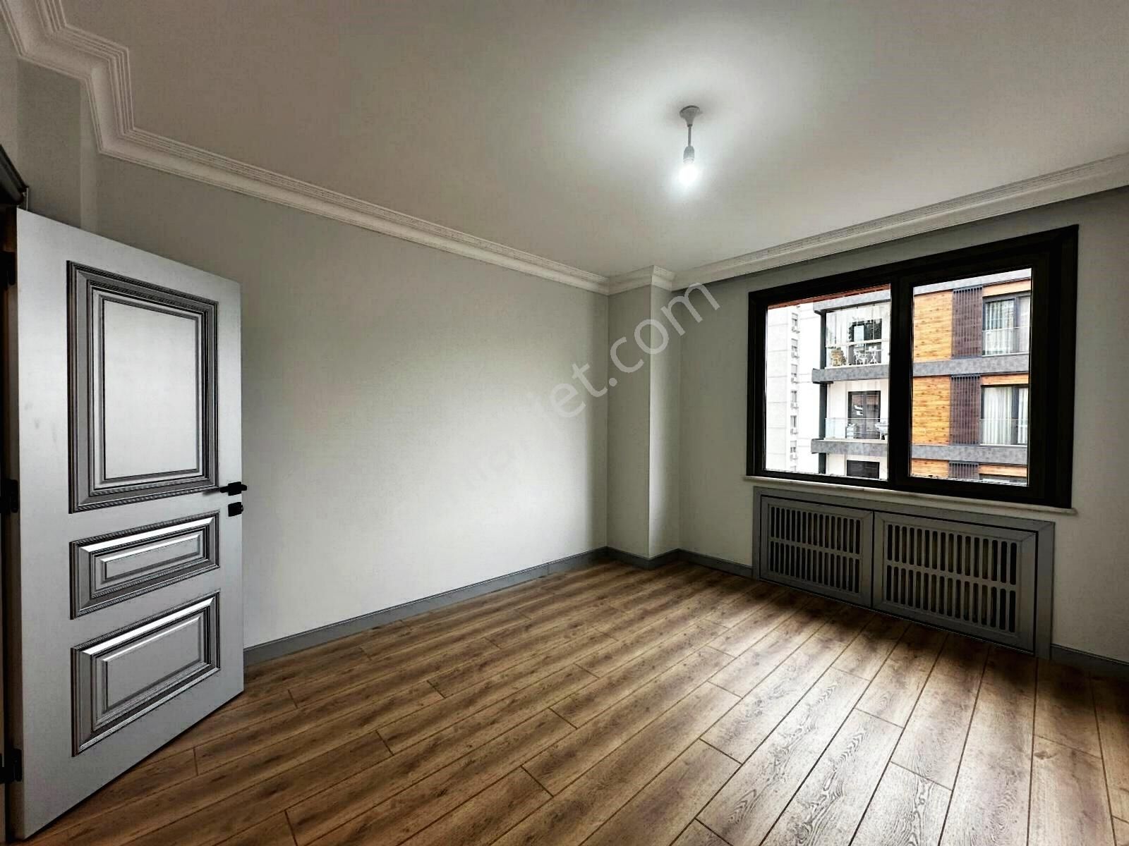 Poyraz'dan Göztepede Bağdat Caddesine Yakn Katta Tek 145 Net 4+1 - Görsel 9