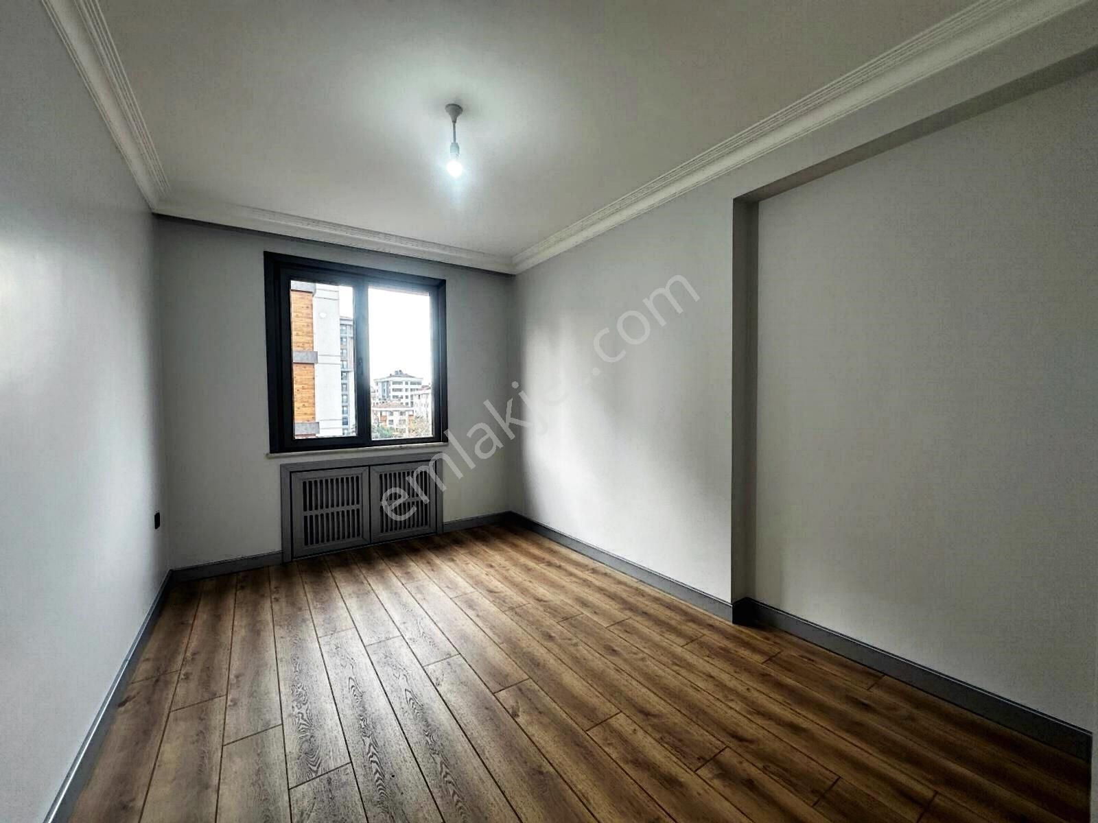 Poyraz'dan Göztepede Bağdat Caddesine Yakn Katta Tek 145 Net 4+1 - Görsel 33