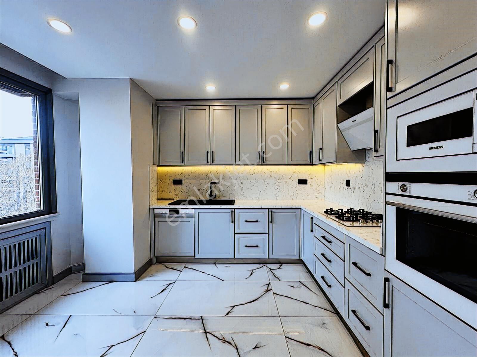 Poyraz'dan Göztepede Bağdat Caddesine Yakn Katta Tek 145 Net 4+1 - Görsel 24