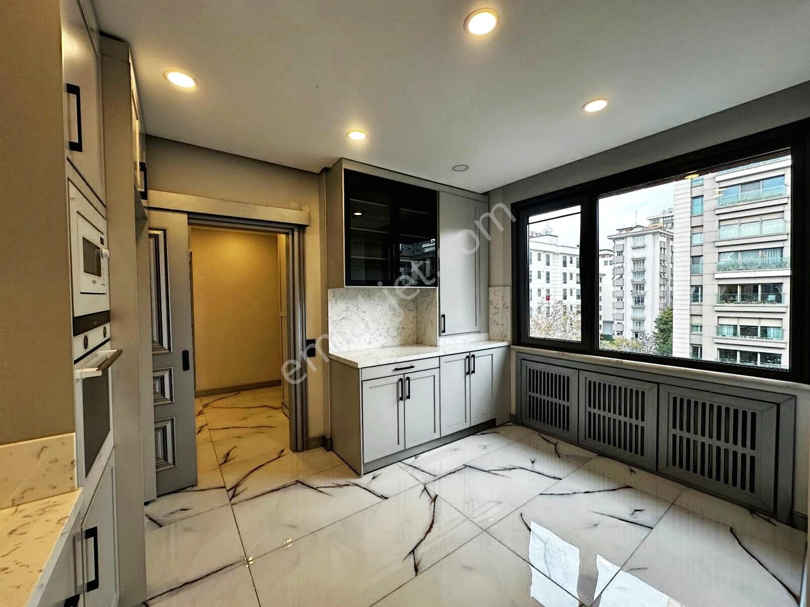 Poyraz'dan Göztepede Bağdat Caddesine Yakn Katta Tek 145 Net 4+1 - Görsel 32