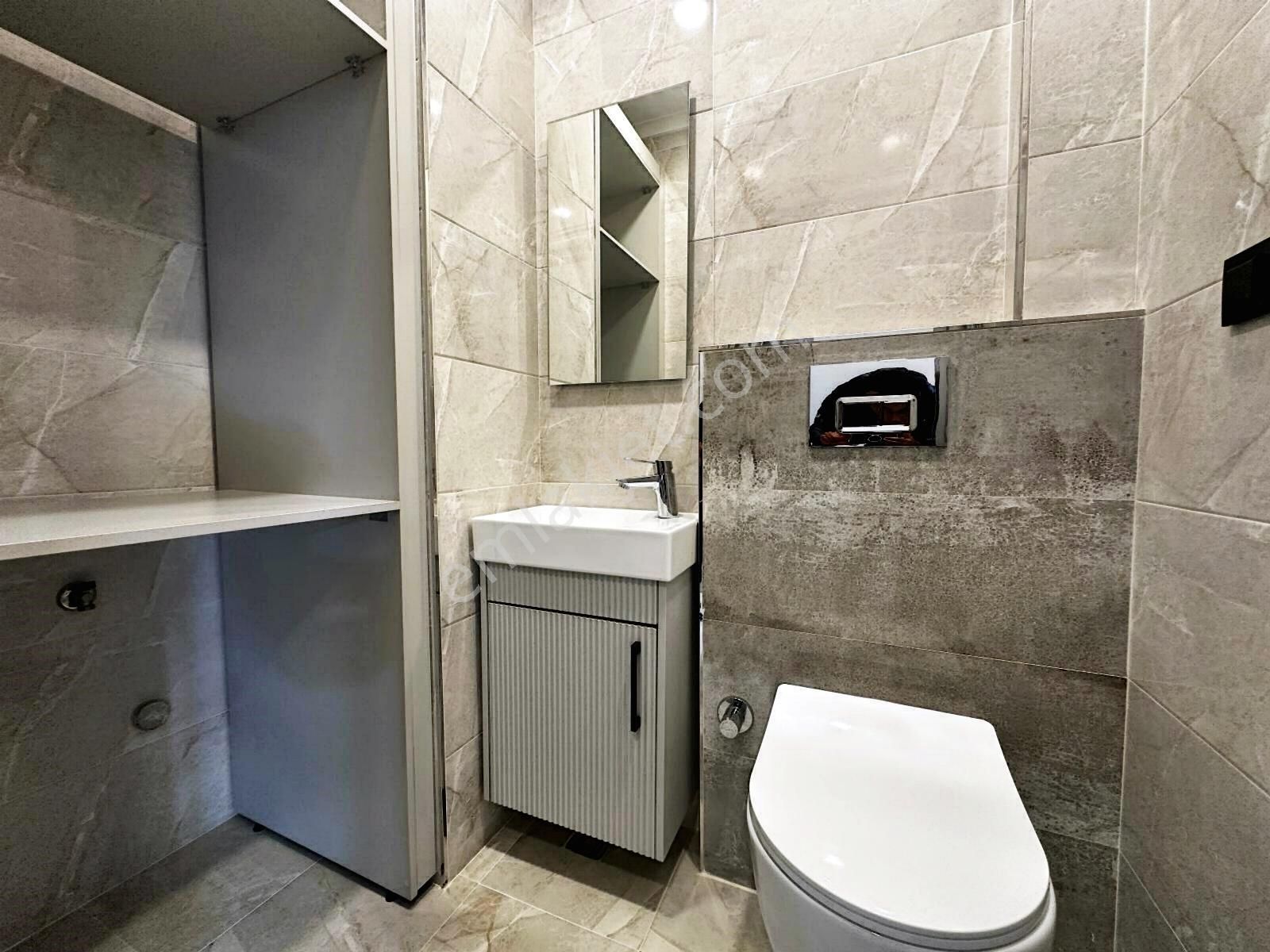 Poyraz'dan Göztepede Bağdat Caddesine Yakn Katta Tek 145 Net 4+1 - Görsel 26