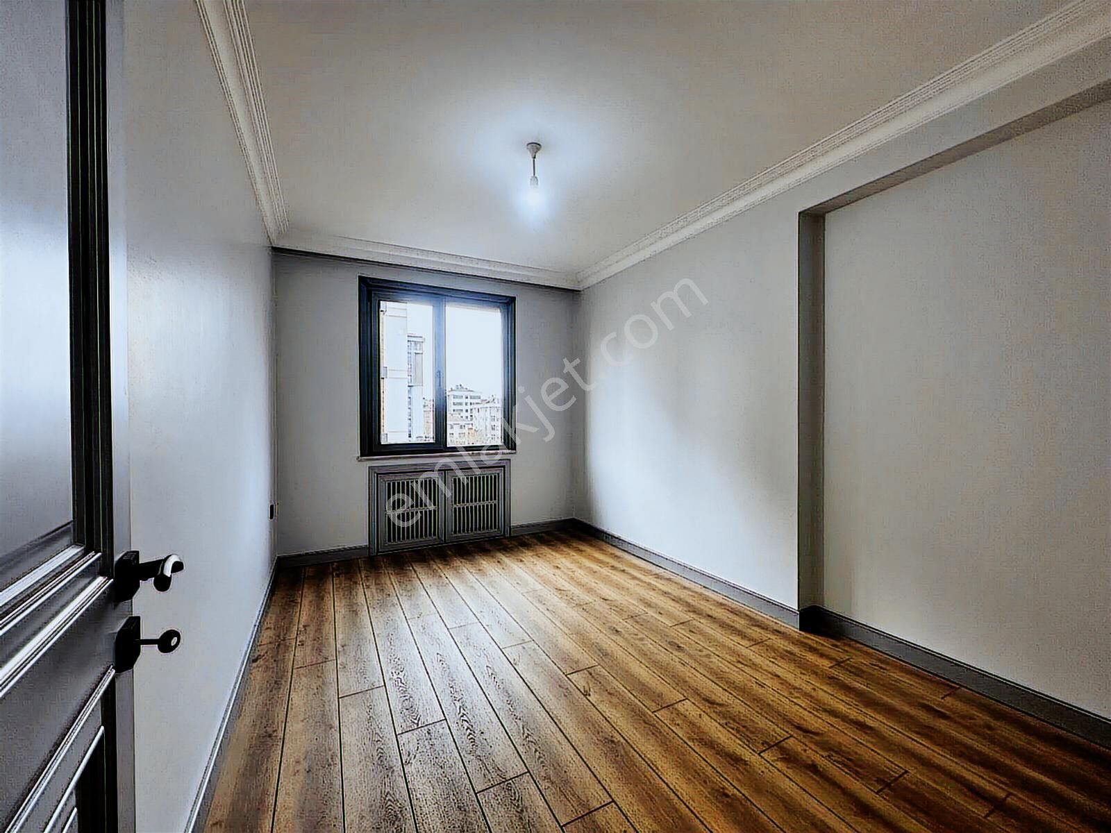 Poyraz'dan Göztepede Bağdat Caddesine Yakn Katta Tek 145 Net 4+1 - Görsel 7