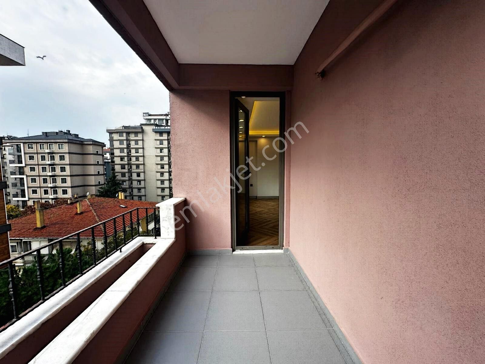 Poyraz'dan Göztepede Bağdat Caddesine Yakn Katta Tek 145 Net 4+1 - Görsel 15