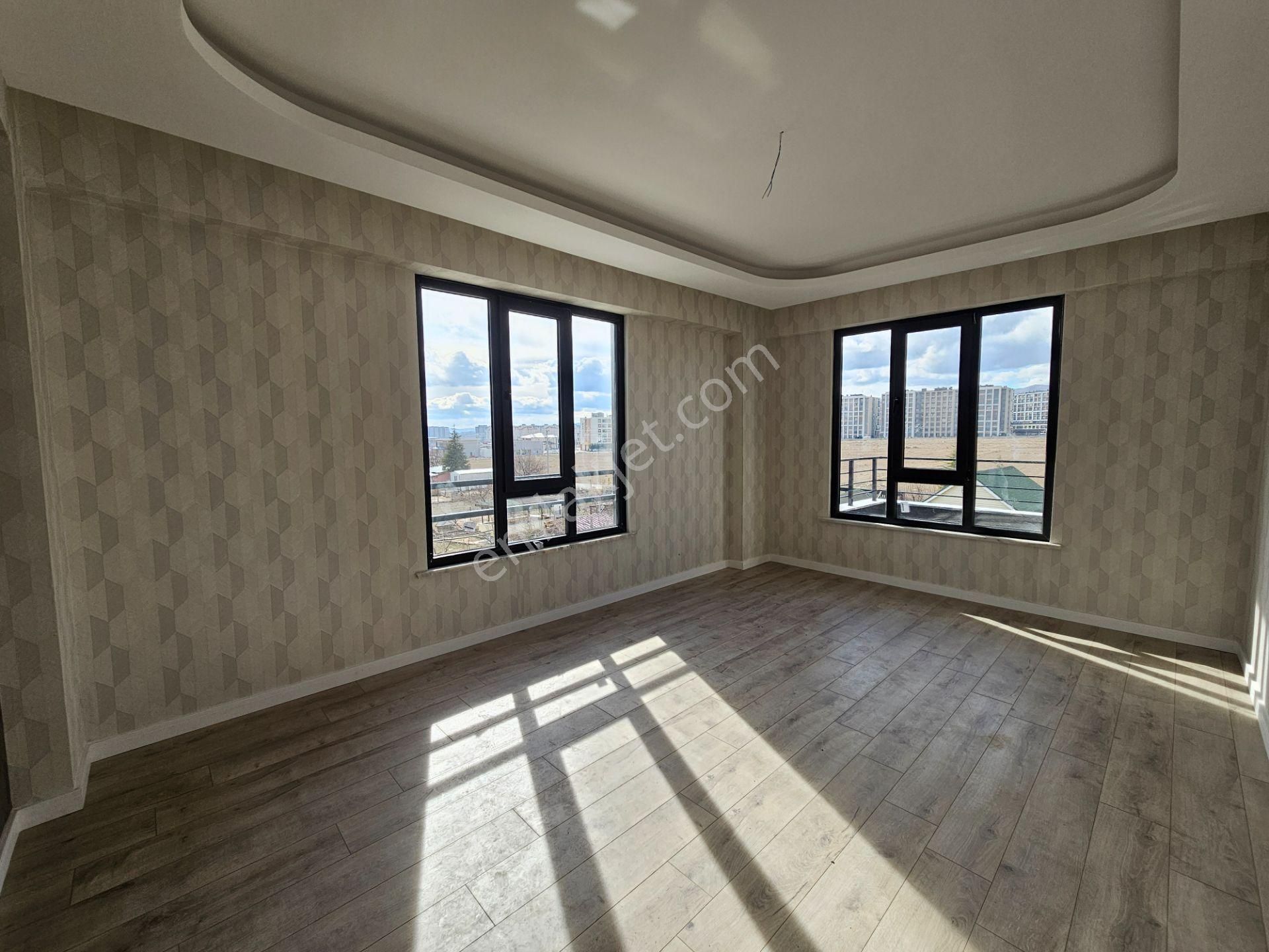 Beyhekim Mahhallesinde İşyapar Gayrimenkul Den Lüks 2+1 Daire - Görsel 4