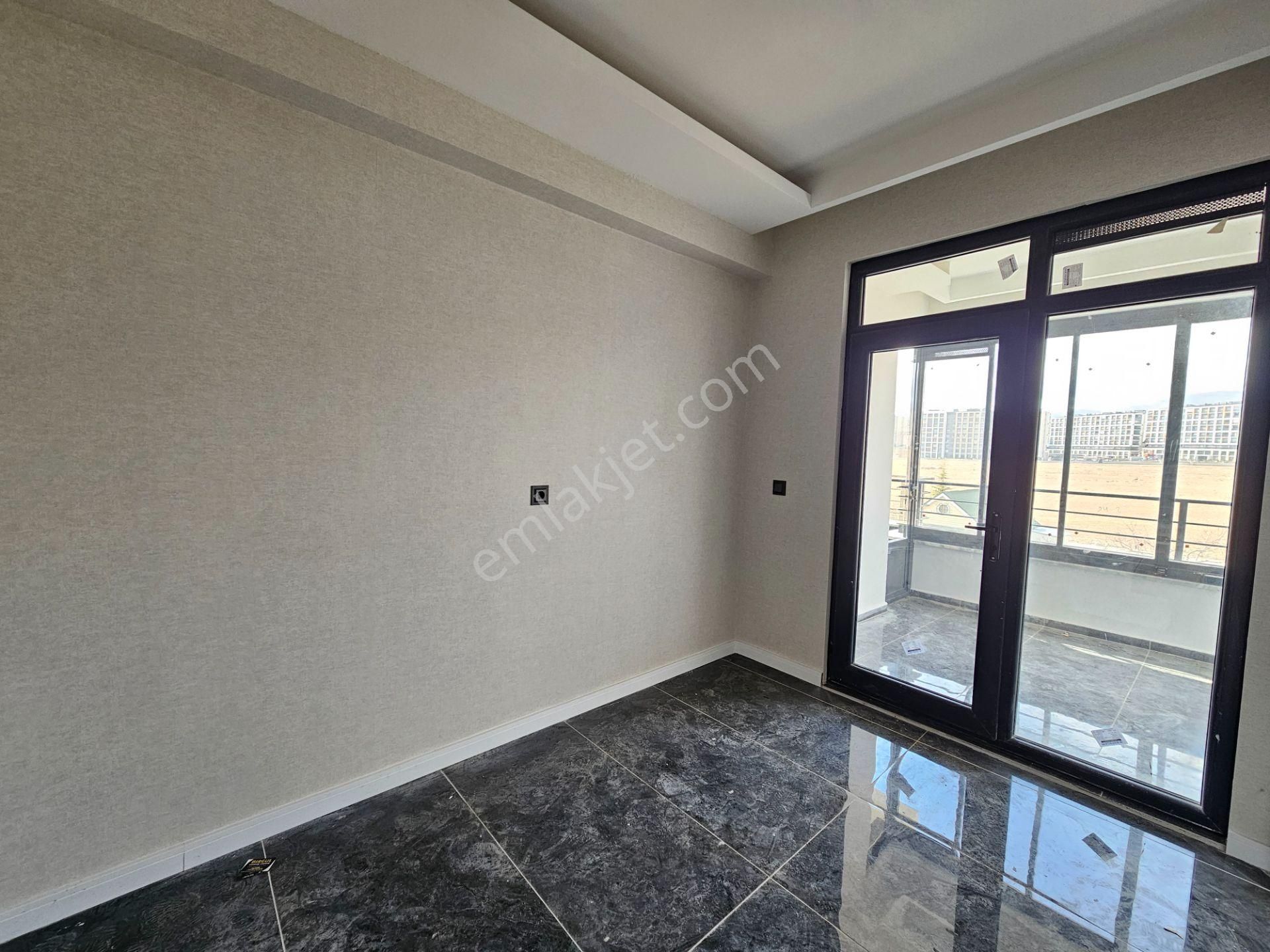 Beyhekim Mahhallesinde İşyapar Gayrimenkul Den Lüks 2+1 Daire - Görsel 15