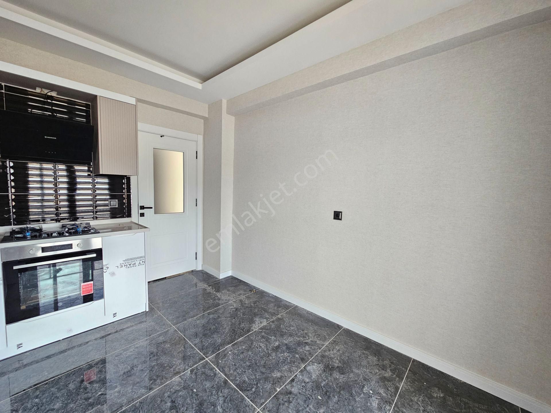 Beyhekim Mahhallesinde İşyapar Gayrimenkul Den Lüks 2+1 Daire - Görsel 14