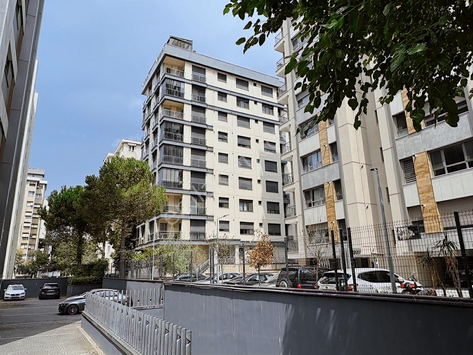 Poyraz'dan Suadiyede Bağdat Caddesine Çok Yakın Balkonlu 3+1 - Görsel 20