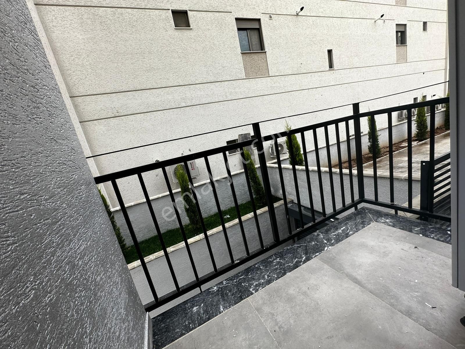 Poyraz'dan Göztepede Bağdat Caddesine Yakn Yeni Binada 3+1 Daire - Görsel 9