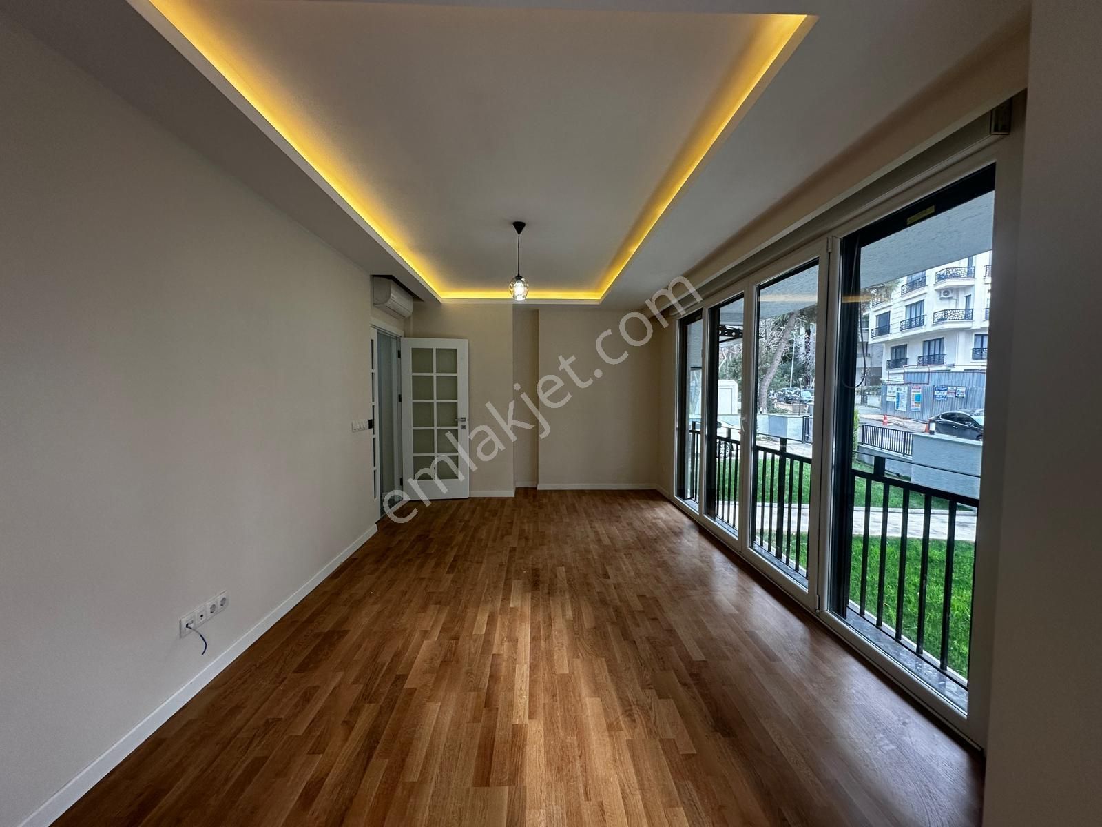 Poyraz'dan Göztepede Bağdat Caddesine Yakn Yeni Binada 3+1 Daire - Görsel 2