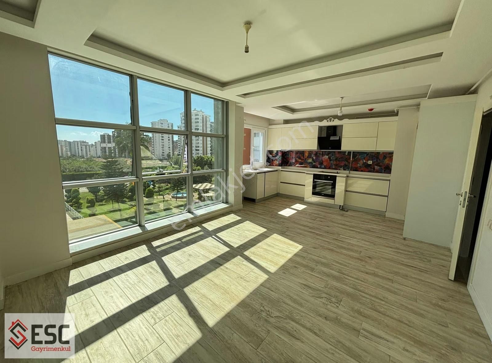 Esc'den Akdeniz Mh'de Site İçi, Havuzlu Kiralık Daire Esc2221
