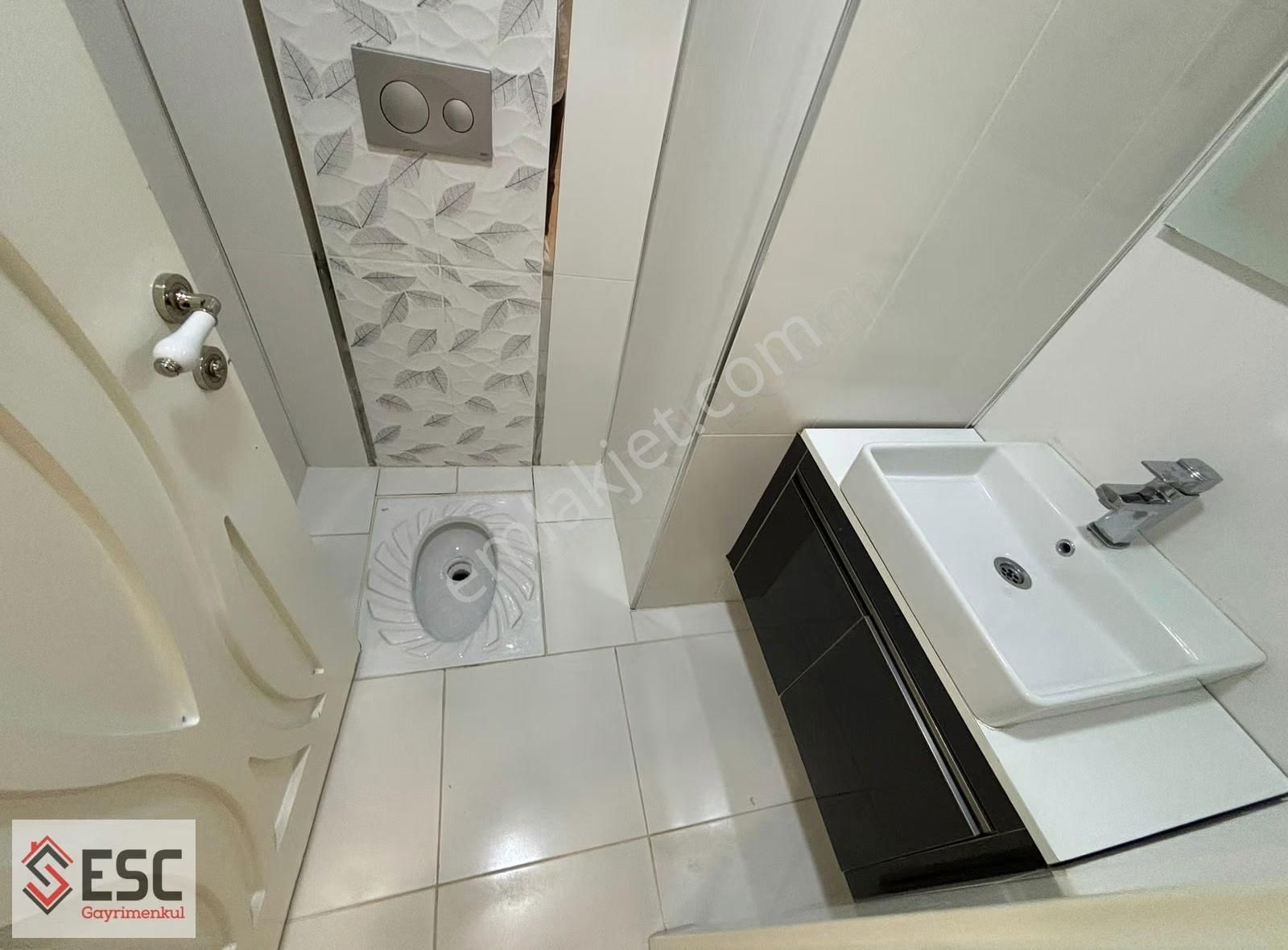 Esc'den Akdeniz Mh'de Site İçi, Havuzlu Kiralık Daire Esc2221 - Görsel 3