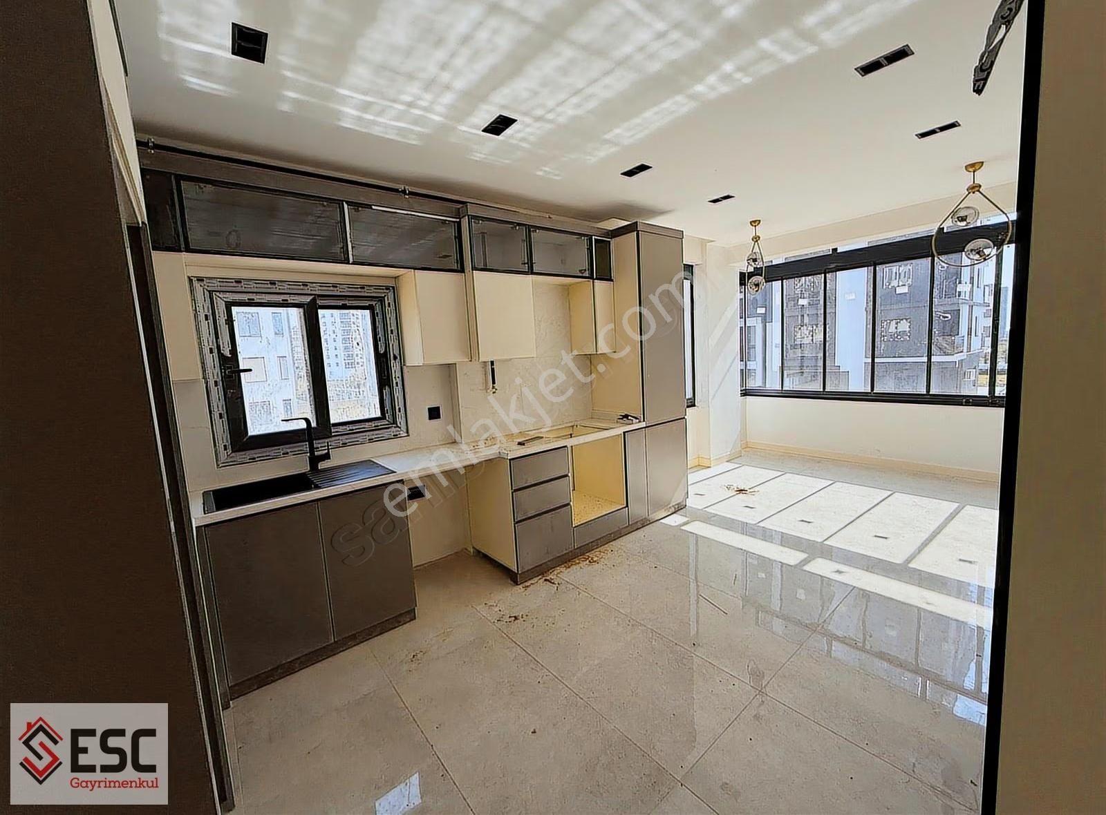 Esc'den 75.yıl Mh,de Havuzlu Geniş M2 2,5+1 Daire Esc1936 - Görsel 10