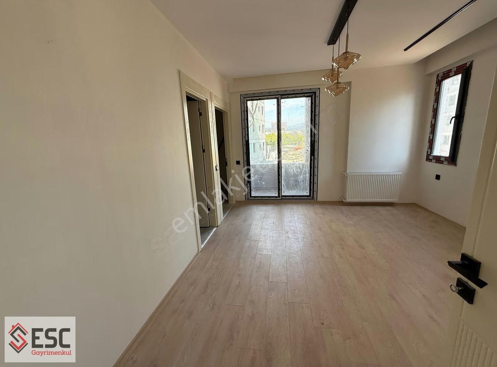 Esc'den 75.yıl Mh,de Havuzlu Geniş M2 2,5+1 Daire Esc1936 - Görsel 7