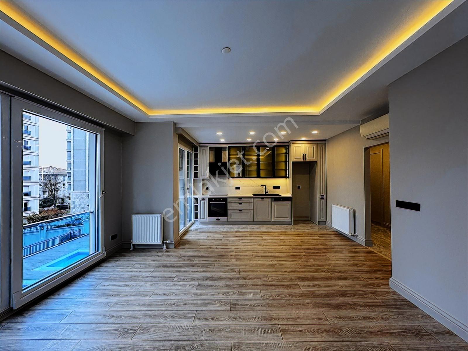 Poyraz'dan Suadiye'de Site Konseptli 7/24 Güvenlikli Havuzlu 2+1 - Görsel 5