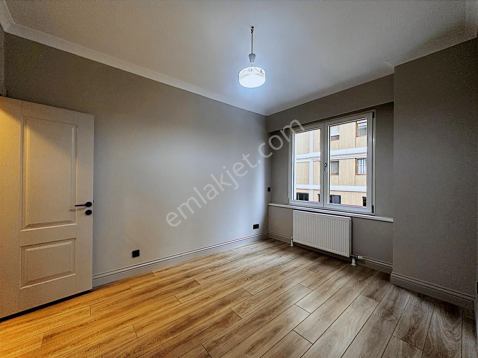 Poyraz'dan Suadiye'de Site Konseptli 7/24 Güvenlikli Havuzlu 2+1 - Görsel 17