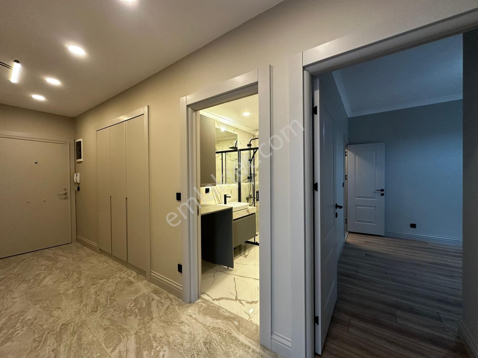 Poyraz'dan Suadiye'de Site Konseptli 7/24 Güvenlikli Havuzlu 2+1 - Görsel 28