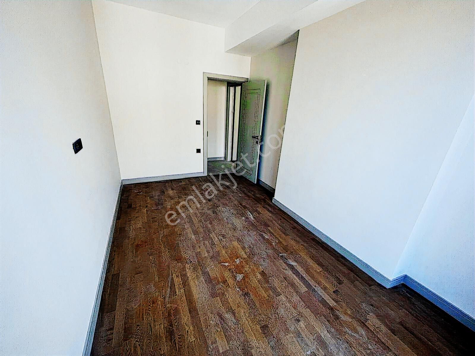 Poyraz'dan Erenköy'de Sıfır Binada Balkonlu 120 M2 Net Satılık - Görsel 31