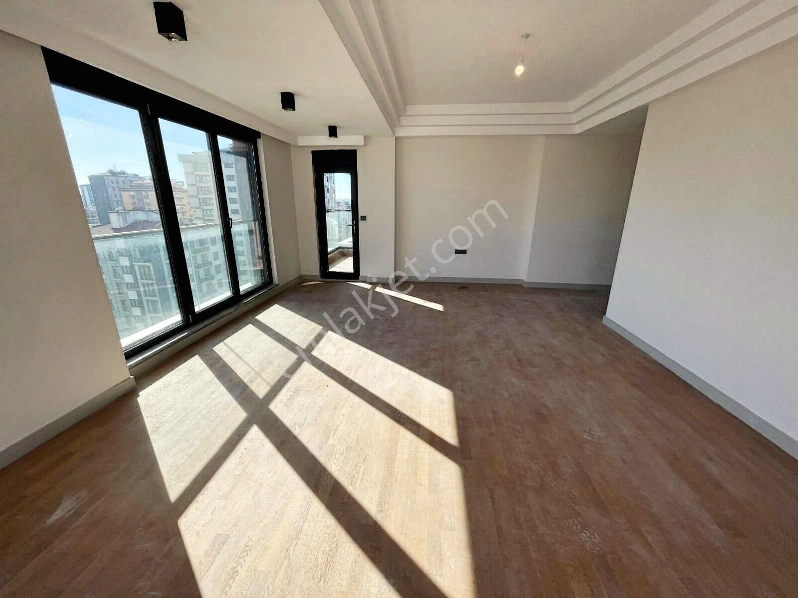 Poyraz'dan Erenköy'de Sıfır Binada Balkonlu 120 M2 Net Satılık - Görsel 11