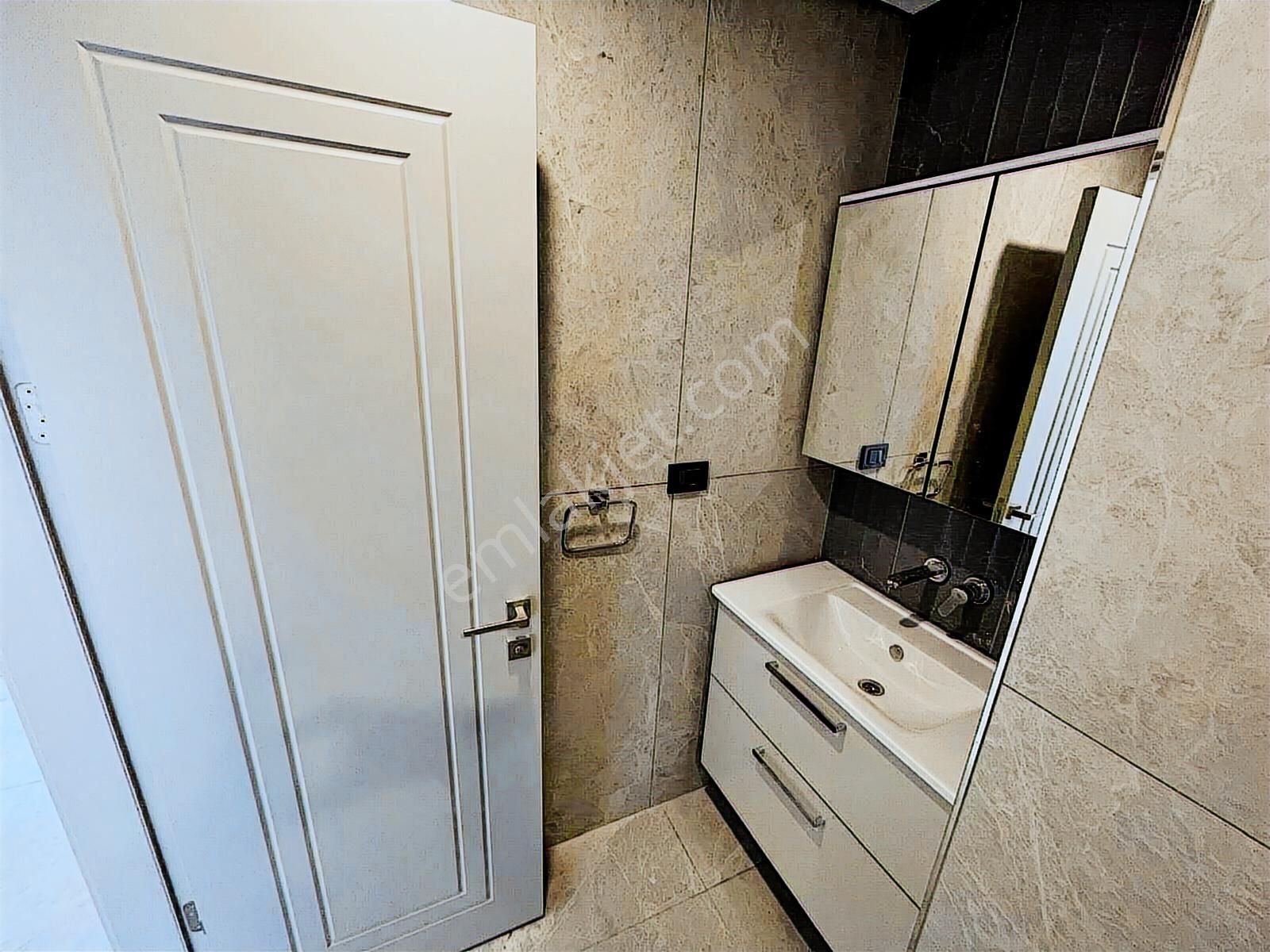 Poyraz'dan Erenköy'de Sıfır Binada Balkonlu 120 M2 Net Satılık - Görsel 22