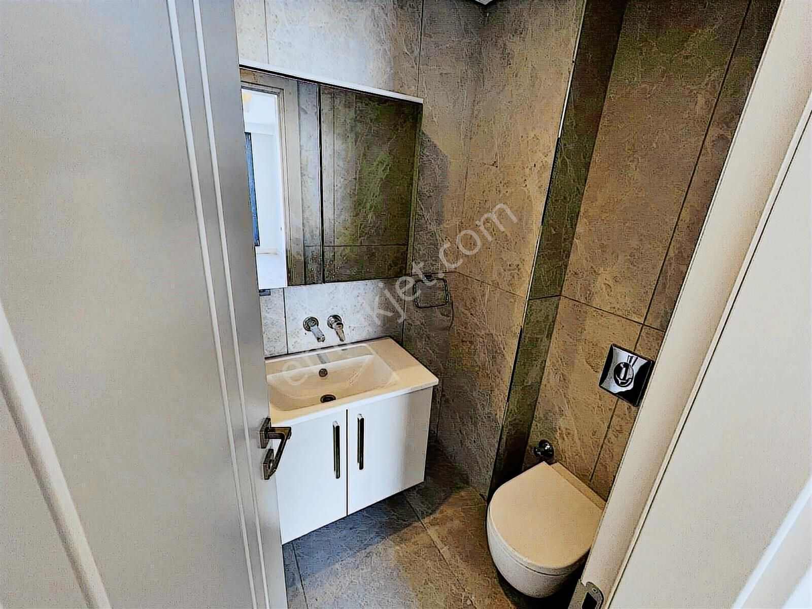 Poyraz'dan Erenköy'de Sıfır Binada Balkonlu 120 M2 Net Satılık - Görsel 24