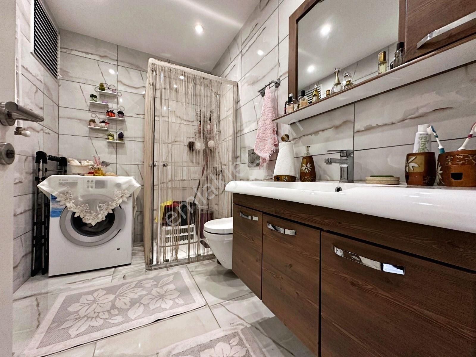 Poyraz'dan Kozyatağında Kozy Avm'ye Yakın Balkonlu 80 M2 Net 3+1 - Görsel 17