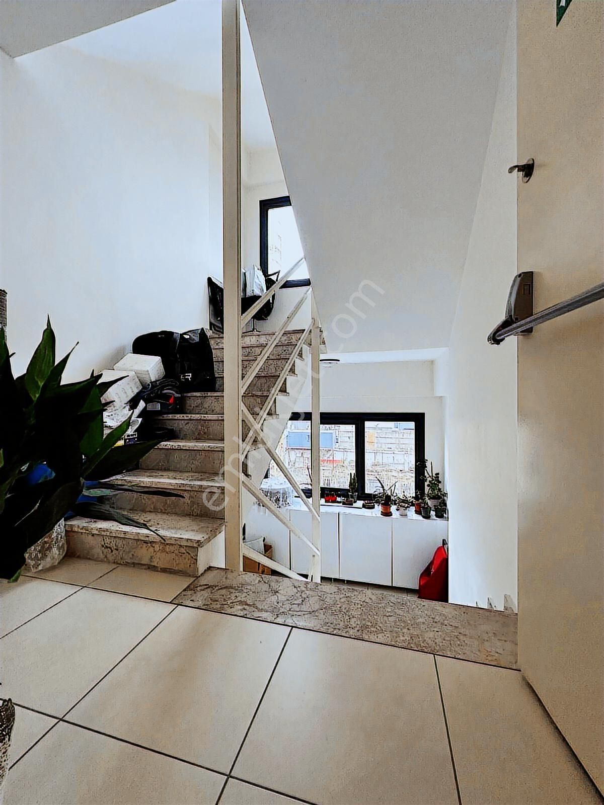 Poyraz'dan Kozyatağında Kozy Avm'ye Yakın Balkonlu 80 M2 Net 3+1 - Görsel 14