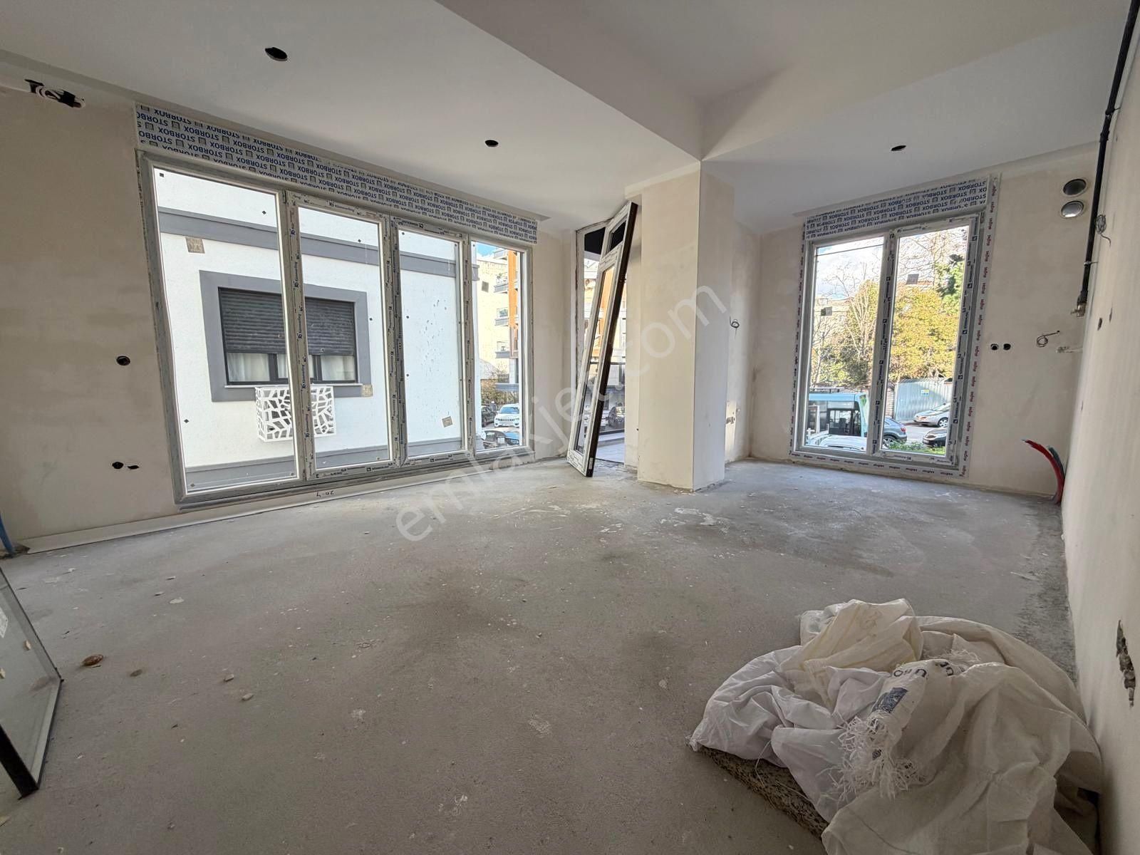 Kaçmaz'dan Altıntepe Sahilde Süper Konum'da Ön Cephe 2+1 Arakat - Görsel 4