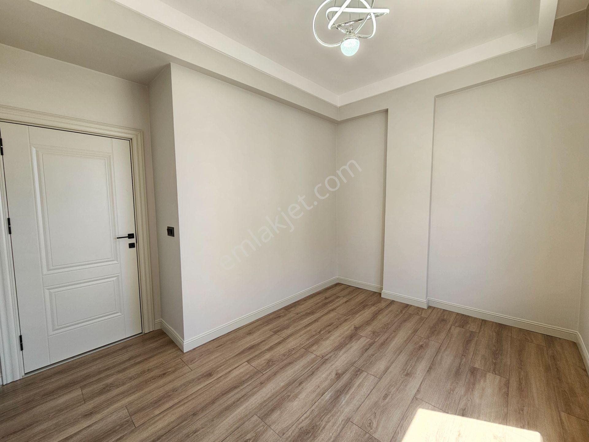 Çevre Yoluna Yakın İşyapar Gayrimenkul'den Sıfır Site İçi Lüks 4+1 Daire - Görsel 37