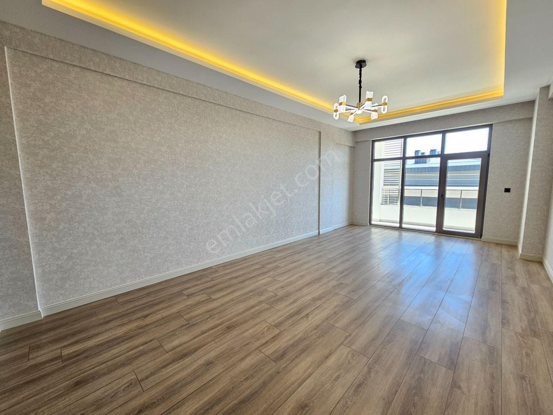 Çevre Yoluna Yakın İşyapar Gayrimenkul'den Sıfır Site İçi Lüks 4+1 Daire - Görsel 3