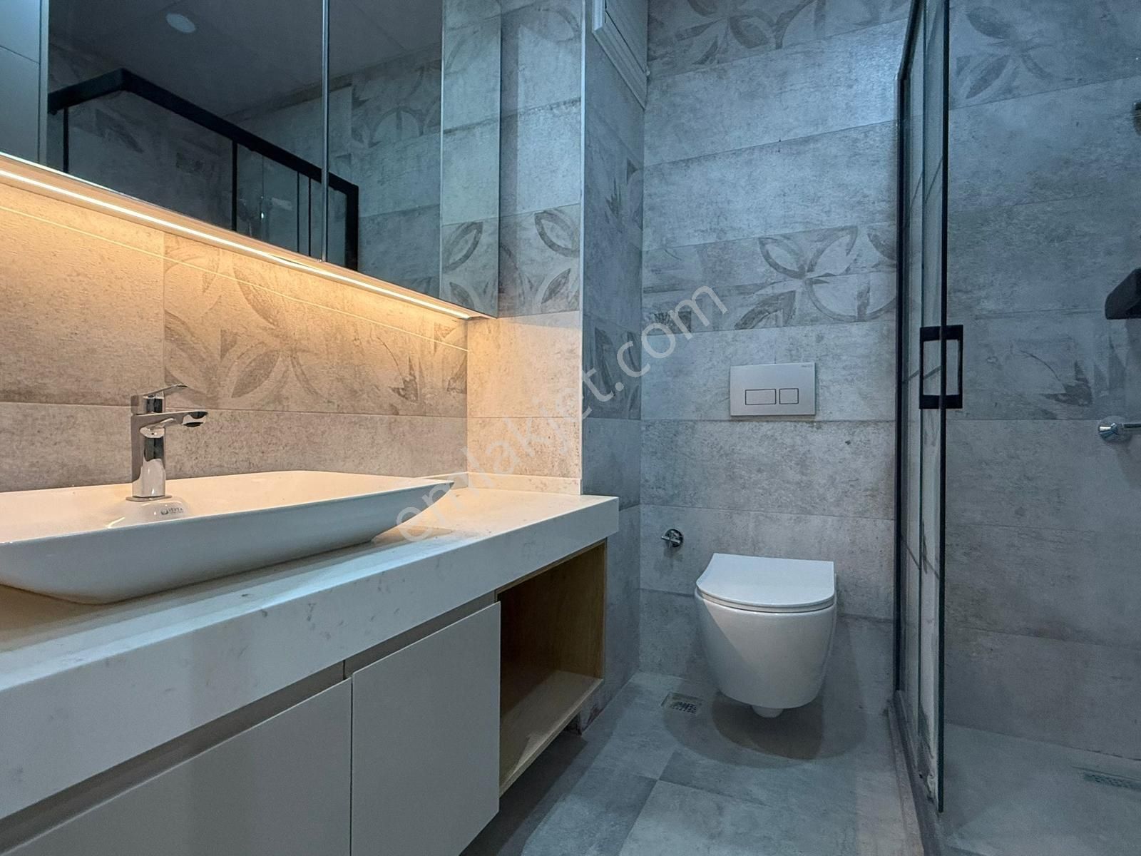 Binyapı'dan Yenişafakta Havuzlu Site İçerisinde Lüks Daireler ! - Görsel 12