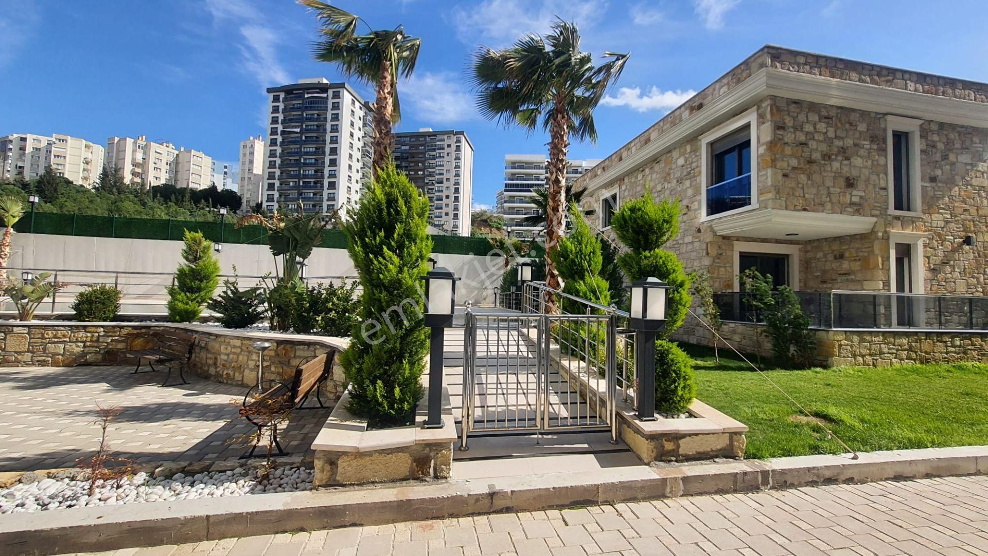 Ulukent Kent'2 De Satılık Site İçi 3 Katlı Taş Tribleks Villa - Görsel 4