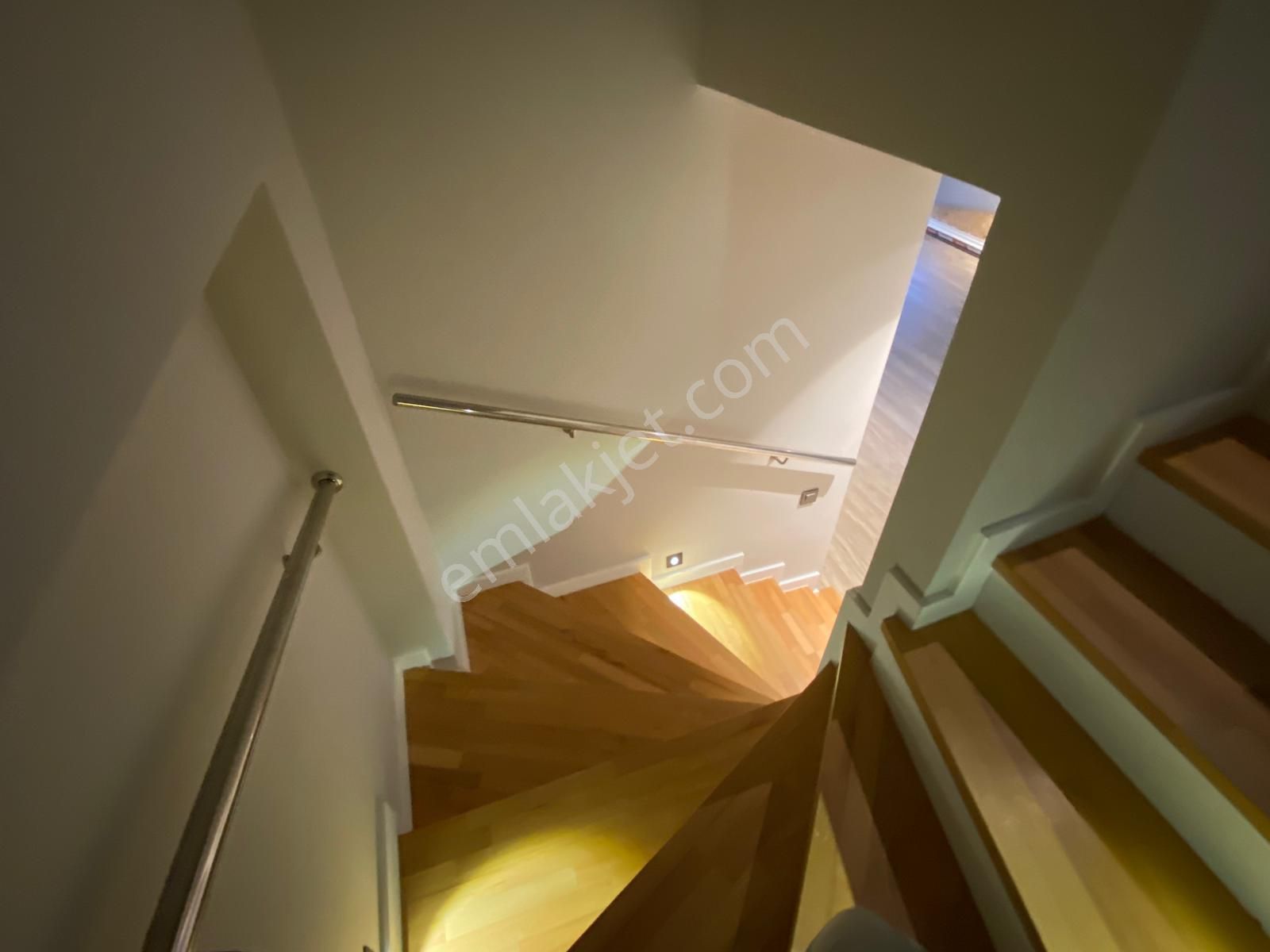 Ulukent Kent'2 De Satılık Site İçi 3 Katlı Taş Tribleks Villa - Görsel 21